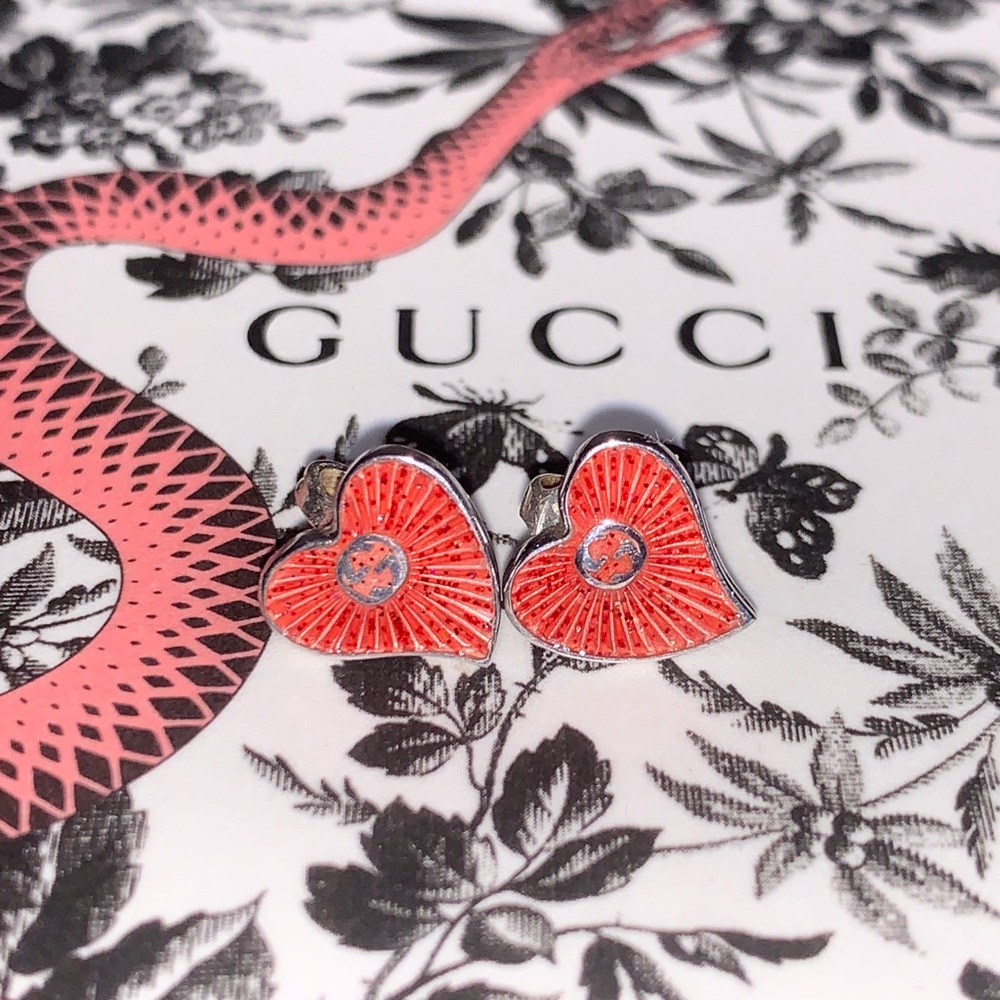 COPY - Gucci San Valentino Heart studs